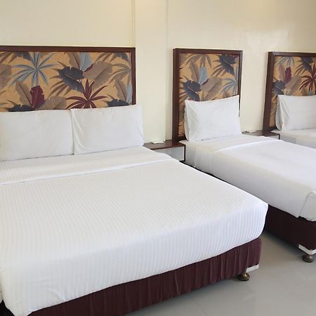 Eon Centennial Resort Hotel & Waterpark 일로일로 객실 사진