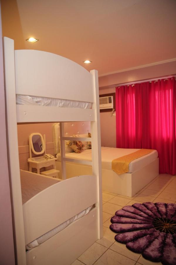 Eon Centennial Resort Hotel & Waterpark 일로일로 외부 사진
