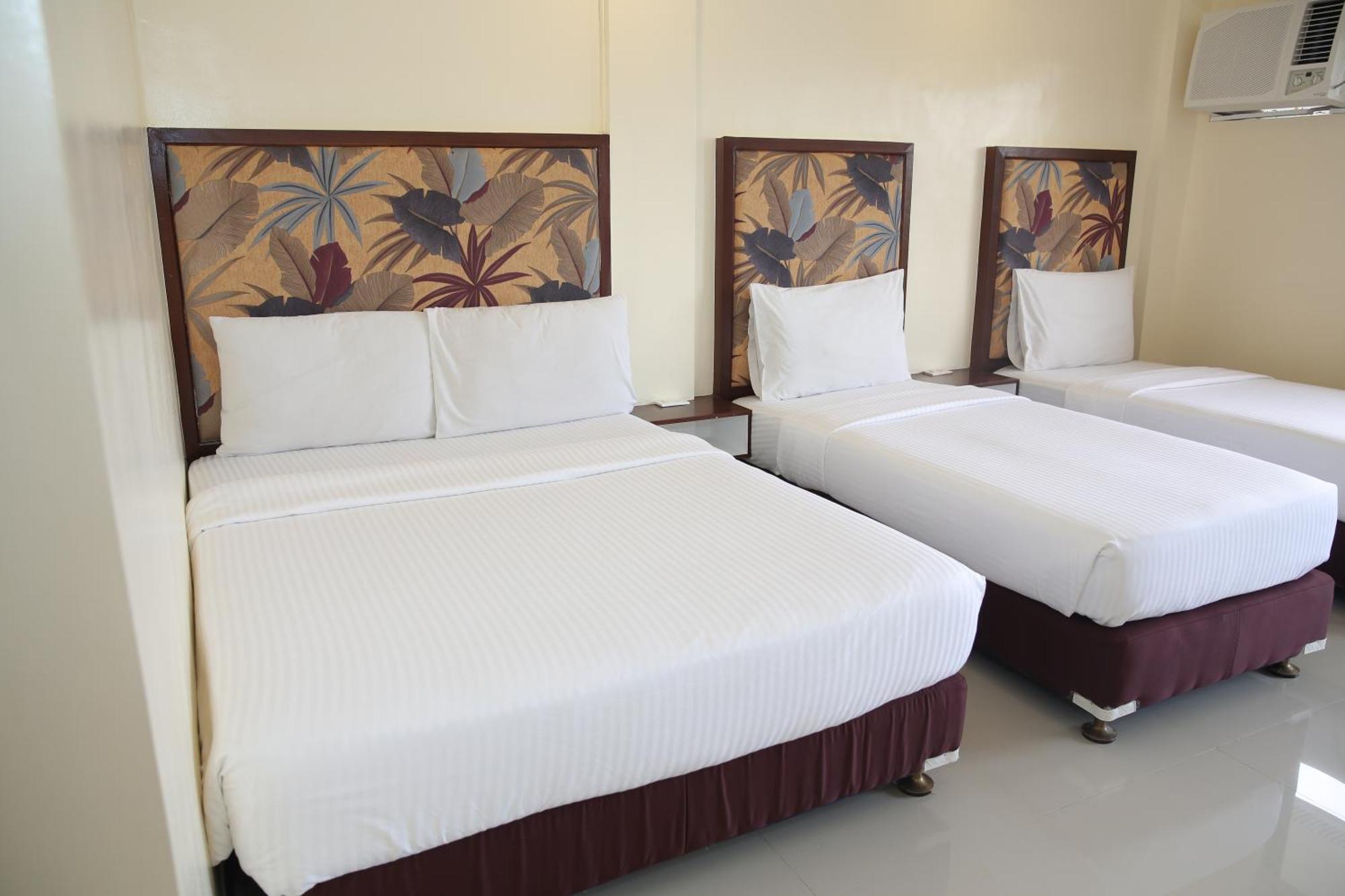Eon Centennial Resort Hotel & Waterpark 일로일로 객실 사진